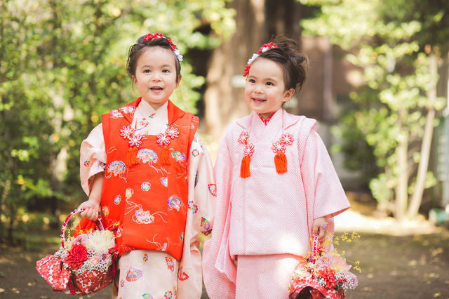 七五三の花かざり人気の3種類：バスケットブーケ、ボールブーケ