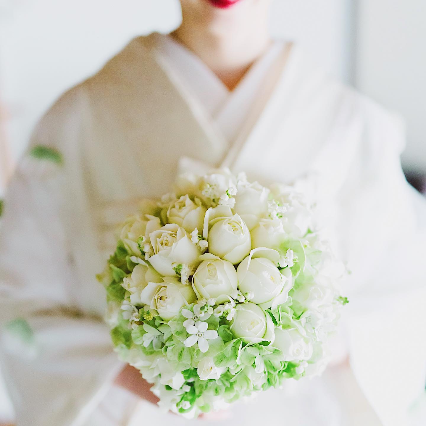 オーガンジー打掛に　白バラと鈴蘭のブーケ　松本の花嫁様へ