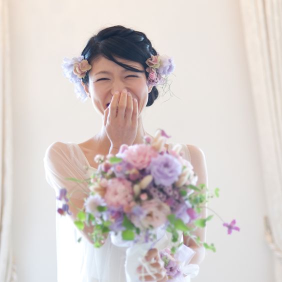思い出すたび笑顔になれるウェディングブーケの選び方｜花屋 一会 ichie