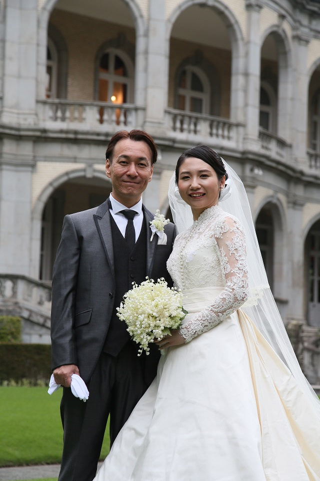 綱町三井倶楽部 秋の鈴蘭のウェディングブーケ｜東京・白金の花屋 一会
